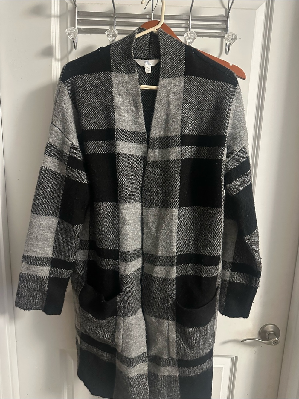 Time and Tru Black & Gray Plaid Open-Front Women's Cardigan
